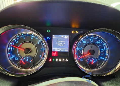 2014 Chrysler Town & Country S z USA, uszkodzony, nr VIN 2C4RC1HG3ER361306